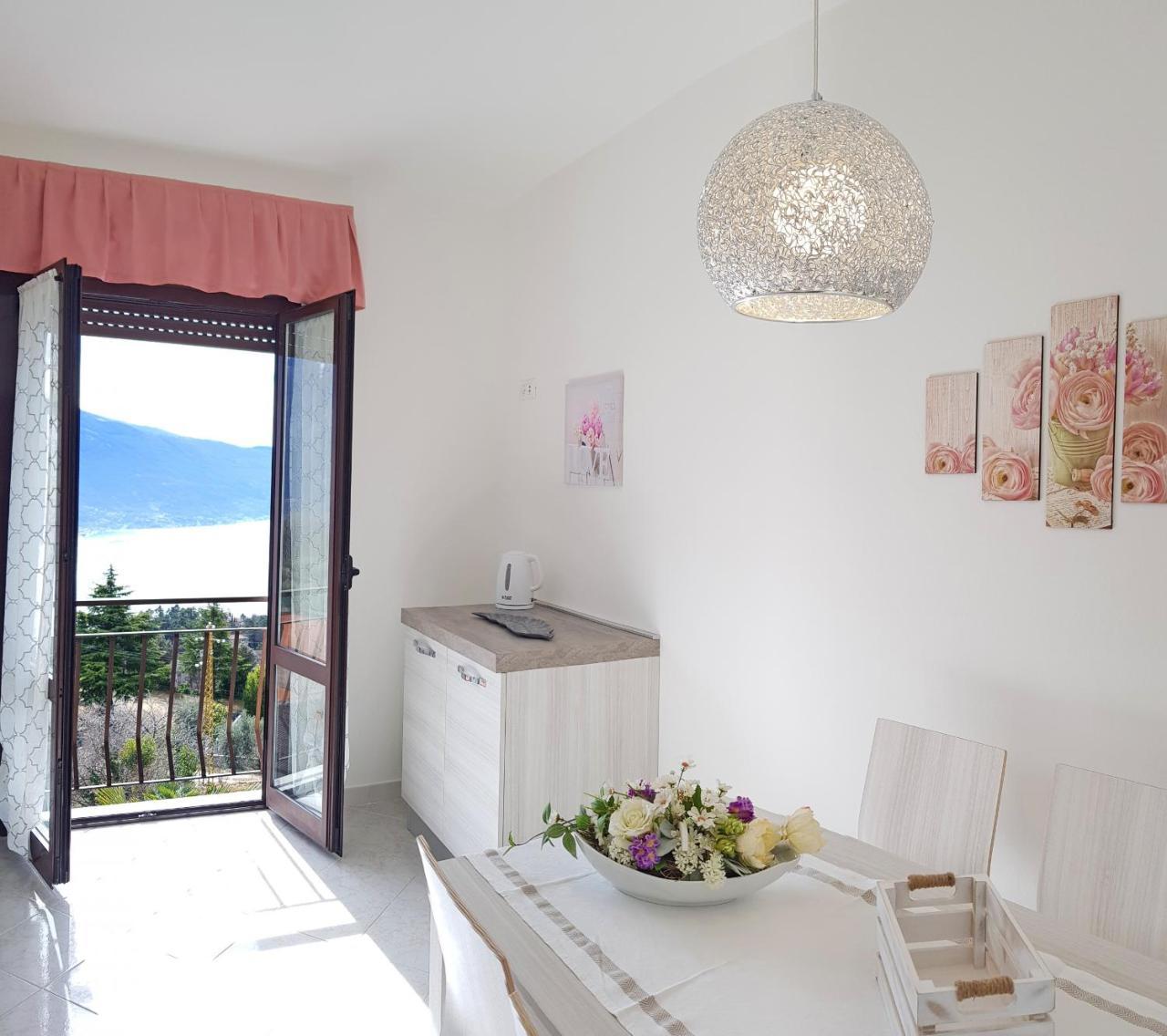 Casa Palanca Lake View Apartment By Gardadomusmea Tremosine Bagian luar foto