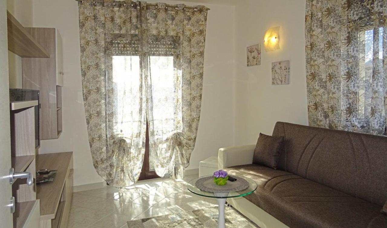 Casa Palanca Lake View Apartment By Gardadomusmea Tremosine Bagian luar foto